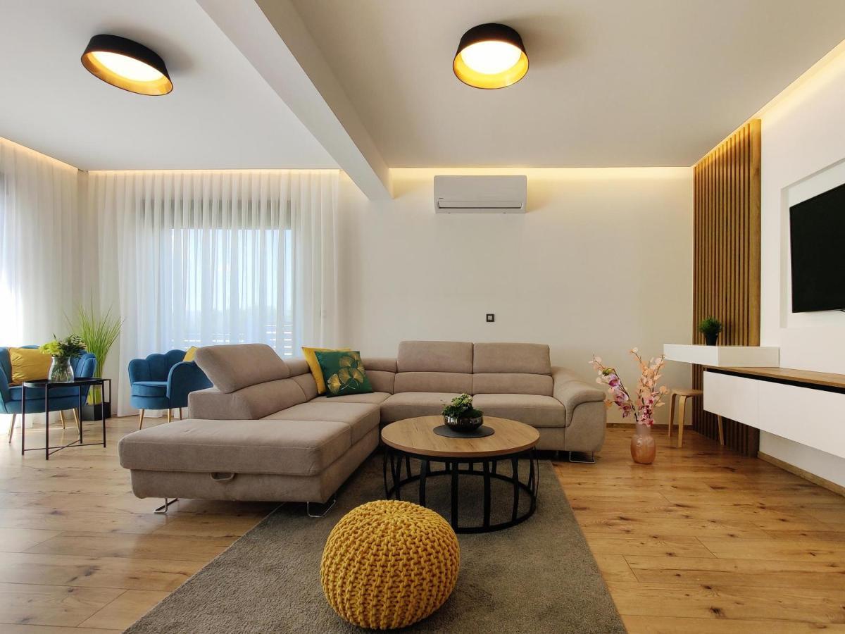 Villa Biser Gacke Sinac Luaran gambar