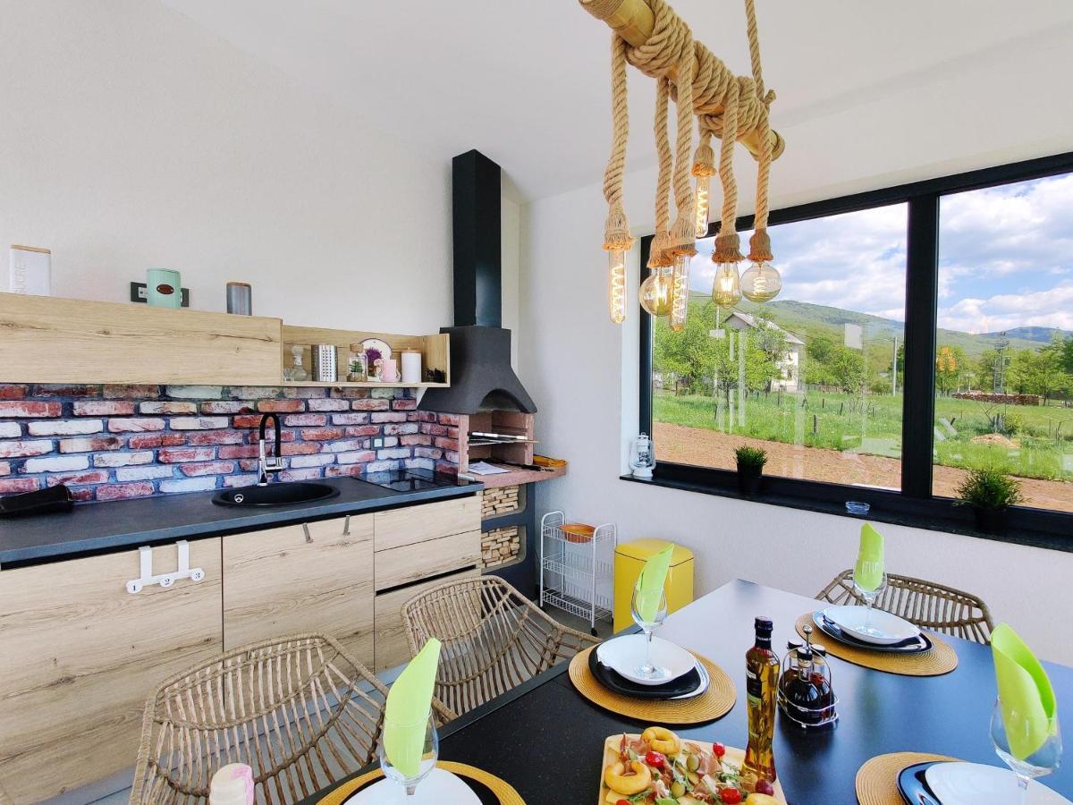 Villa Biser Gacke Sinac Luaran gambar