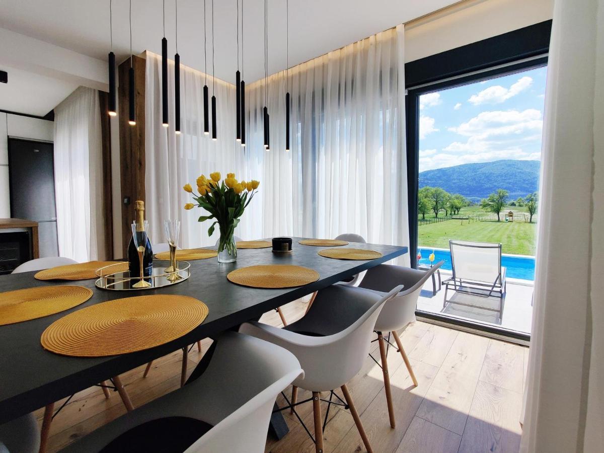 Villa Biser Gacke Sinac Luaran gambar