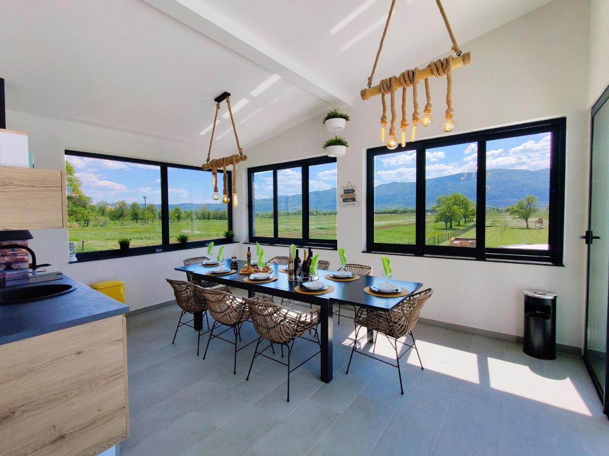 Villa Biser Gacke Sinac Luaran gambar
