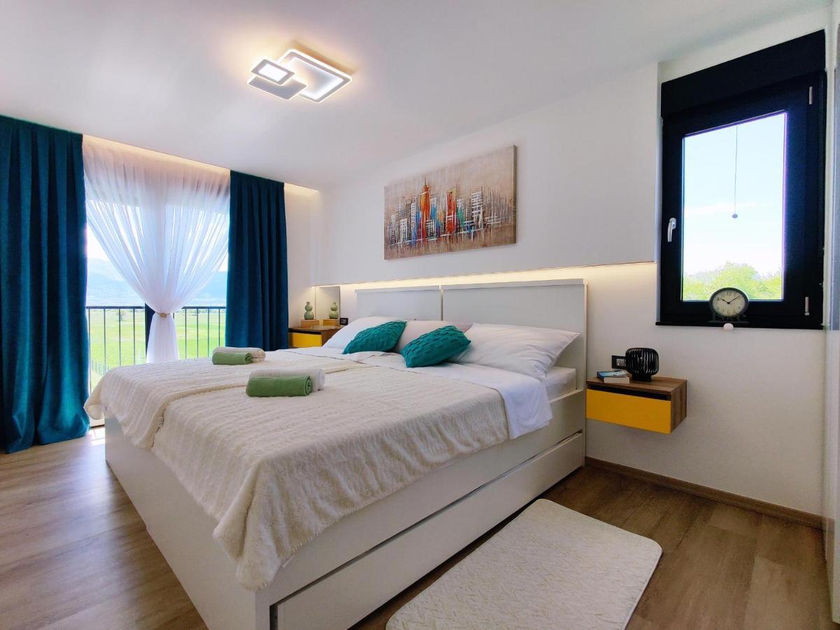 Villa Biser Gacke Sinac Luaran gambar