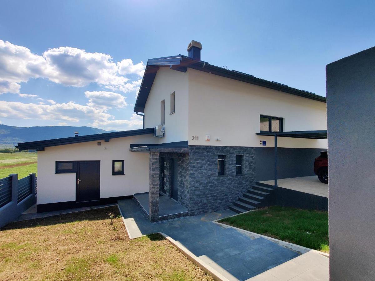 Villa Biser Gacke Sinac Luaran gambar