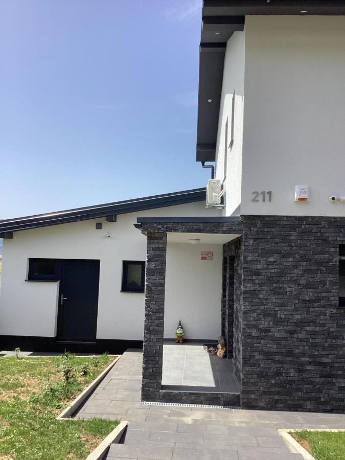 Villa Biser Gacke Sinac Luaran gambar